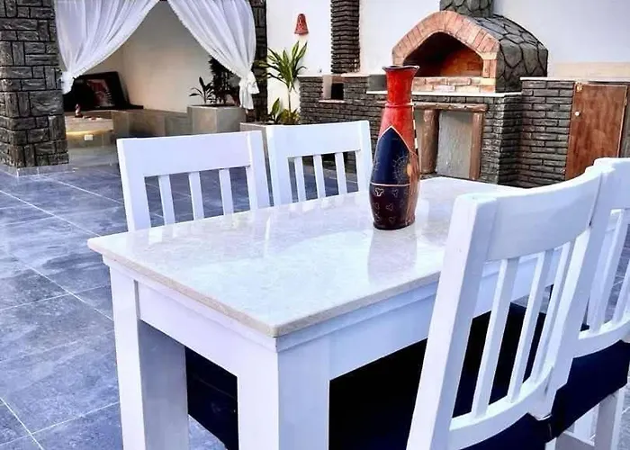 Touristic Center Villa *
